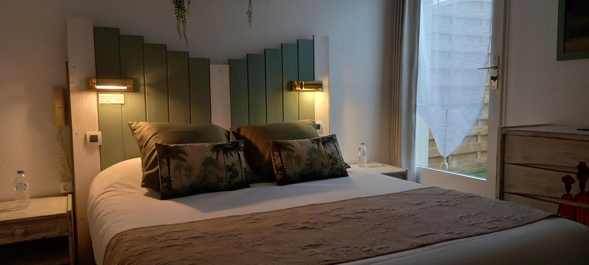 Le Parasol Hotel 3*