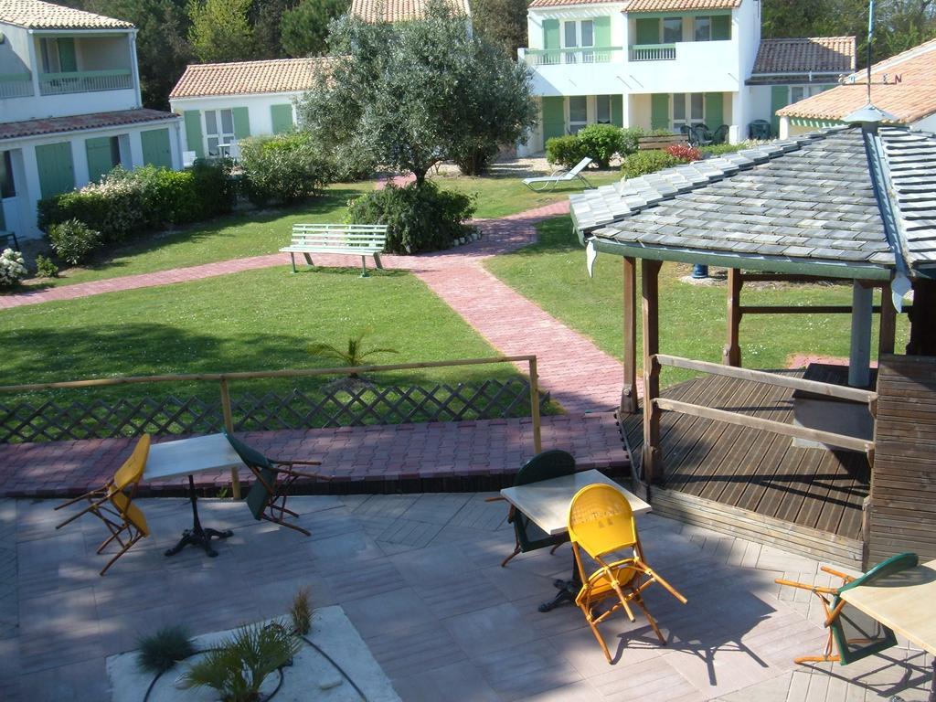 Le Parasol